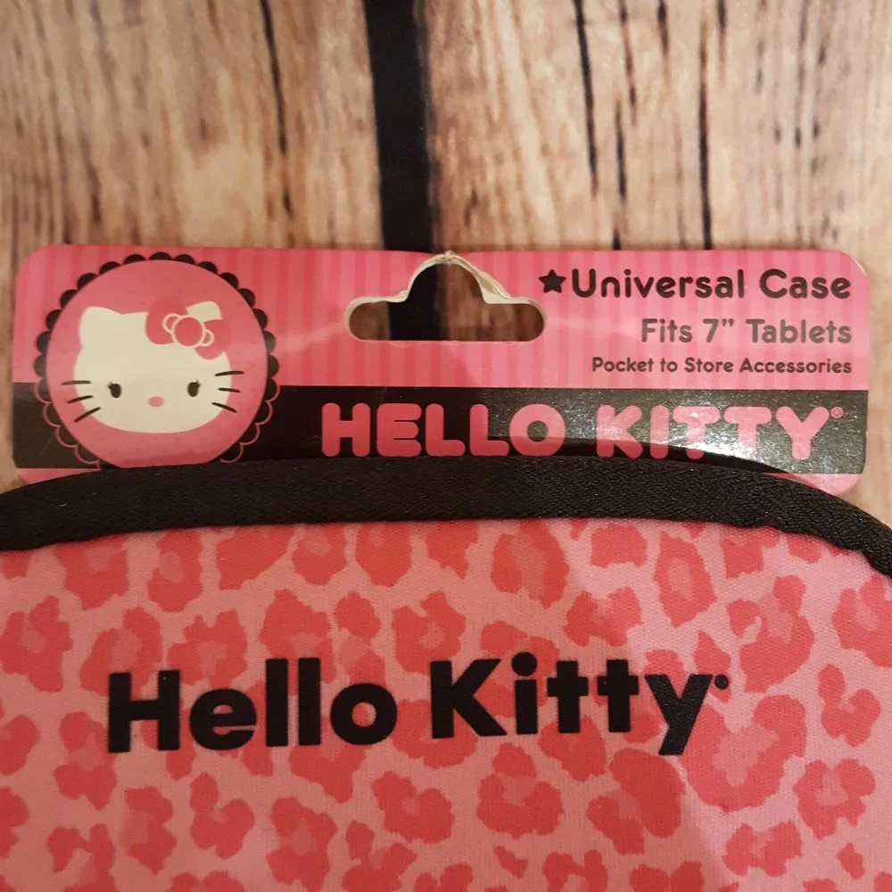 Hello Kitty Universal 7